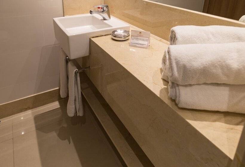 Quarto Triplo Deluxe, Atlantico Travel Copacabana
