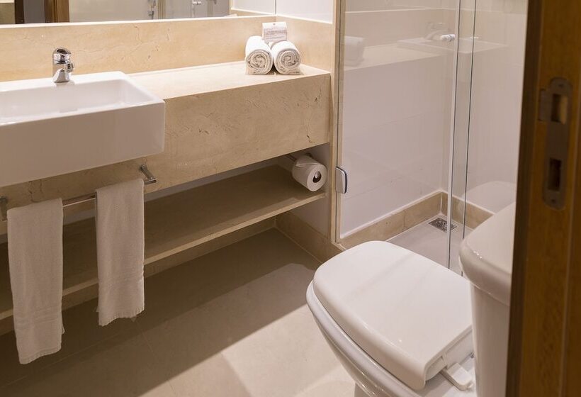 Quarto Deluxe, Atlantico Travel Copacabana