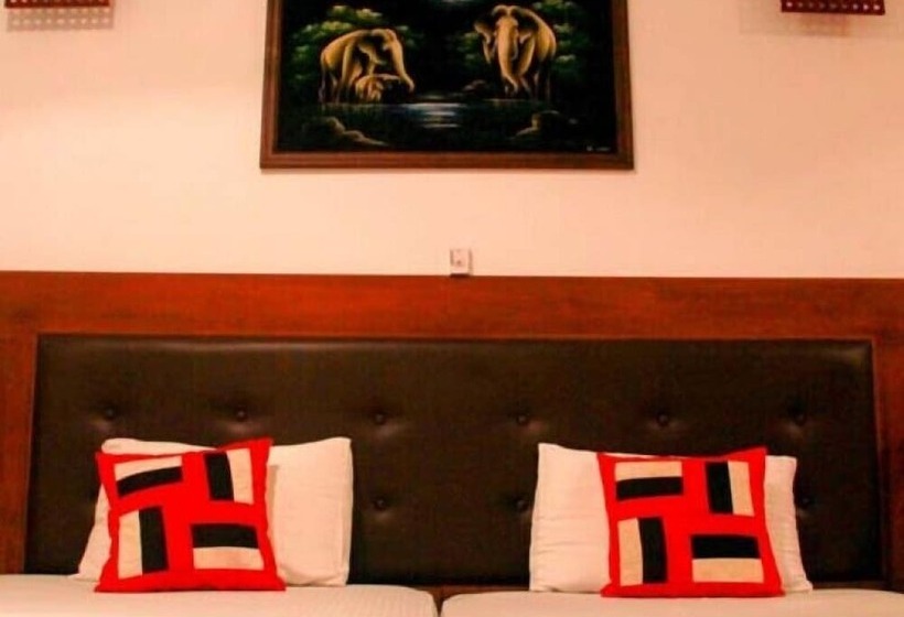 Номер Deluxe Вид на Бассейн, Ceylan Lodge