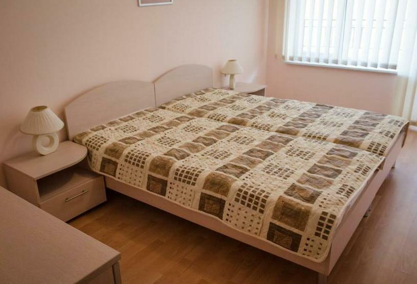 Apartamento 1 Dormitório com Sacada, Prestige Fort Beach  Full Board