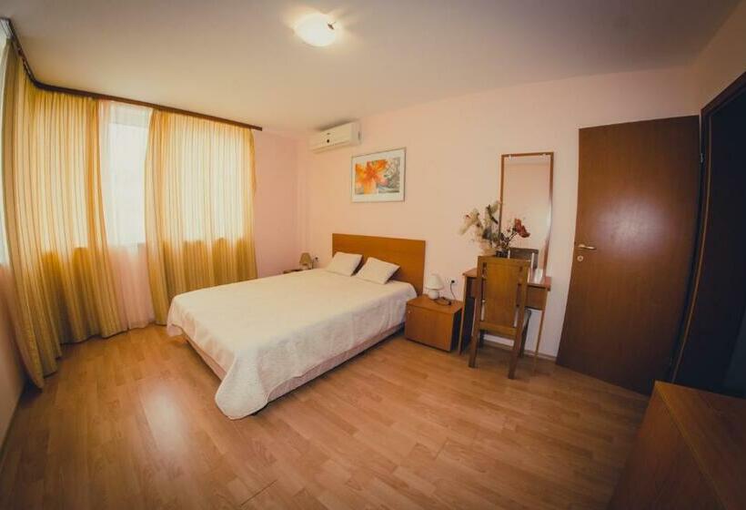 Апартаменты 1 Спальня с Балконом, Prestige Fort Beach  Full Board