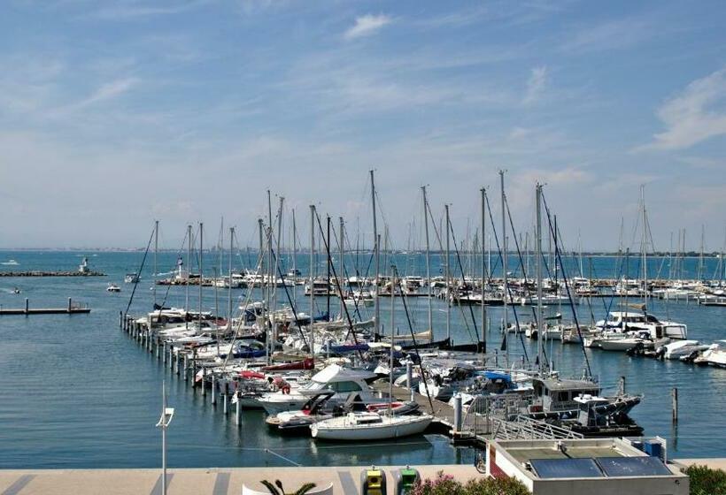 Семейное Студио, Residence Ulysse Port Camargue