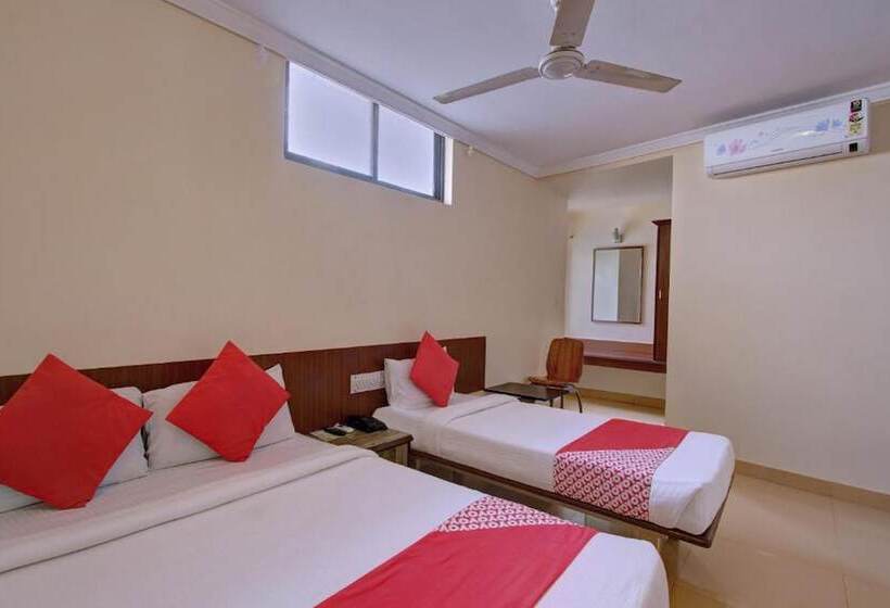 Quarto Triplo Deluxe, Shrusti Comfort