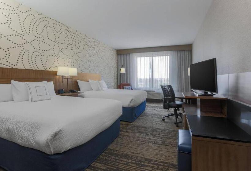 Номер Стандарт Адаптированный для Инвалидов, Fairfield Inn & Suites By Marriott Cheyenne Southwest/downtown Area