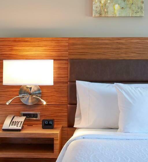 Стандартный Номер Кровать Кинг, Hilton Garden Inn Boston/marlborough