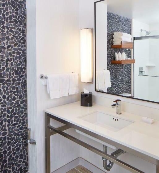 Полулюкс Кровать Кинг, Hilton Garden Inn Boston/marlborough
