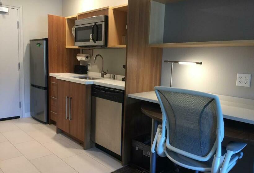Люкс Deluxe Кровать Кинг, Home2suites By Hilton Dupont, Wa