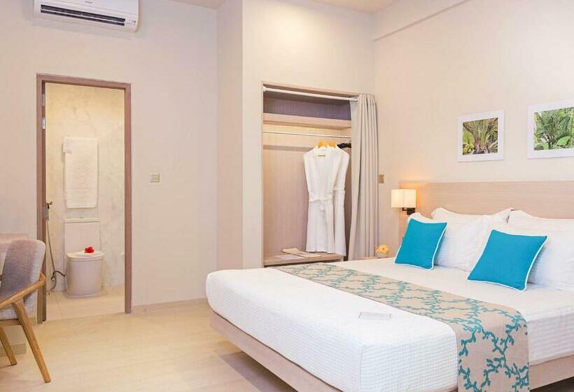 اتاق استاندارد با چشم‌انداز باغ, Malahini Kuda Bandos Resort