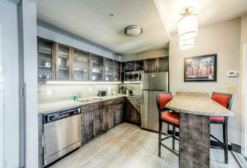 Номер Стандарт Кровать Кинг Адаптированный для Инвалидов, Staybridge Suites   University Area Osu, An Ihg
