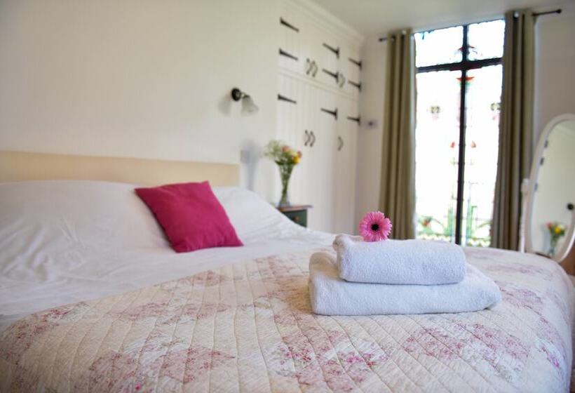スタンダードルーム, Old Selden Farm B&b