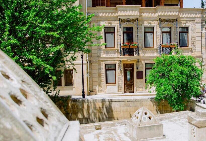Номер Стандарт, Royal Antique Boutique