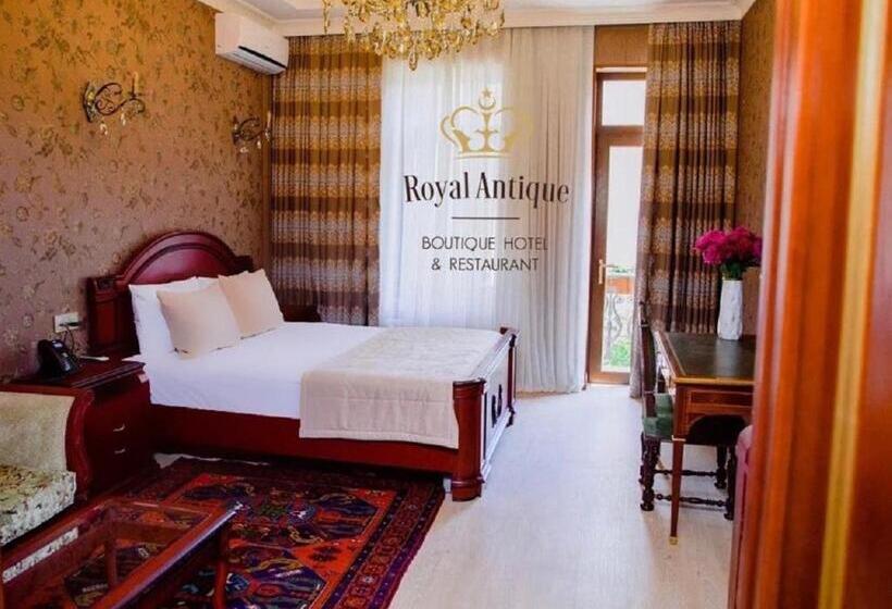Семейный Номер, Royal Antique Boutique