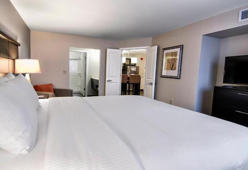 Люкс 2 Спальни, Staybridge Suites Marquette, An Ihg