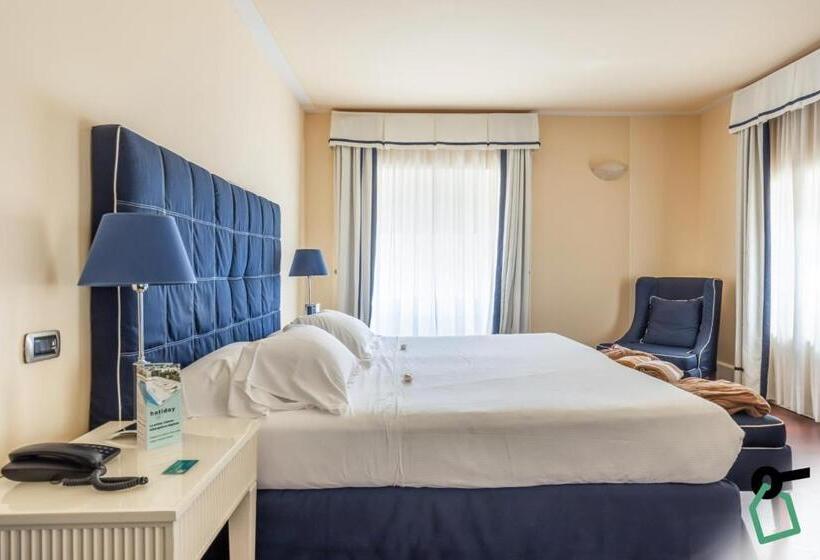 اتاق لوکس با چشم‌انداز دریا, Hotiday Room Collection   Livorno Mascagni