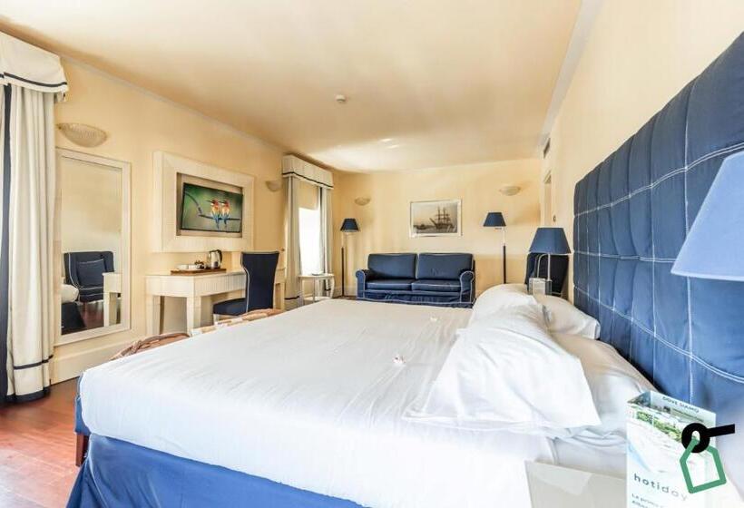اتاق لوکس با چشم‌انداز دریا, Hotiday Room Collection   Livorno Mascagni