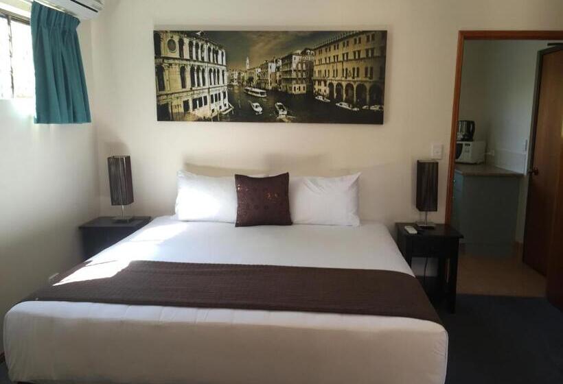 キングサイズベッドのデラックススイート, Aspley Carsel Motor Inn