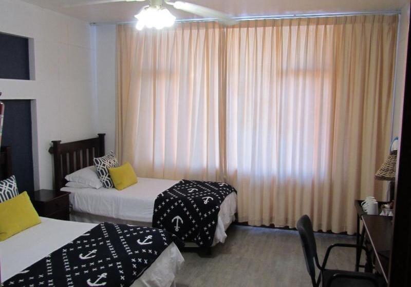 Номер Стандарт, Hoedjiesbaai
