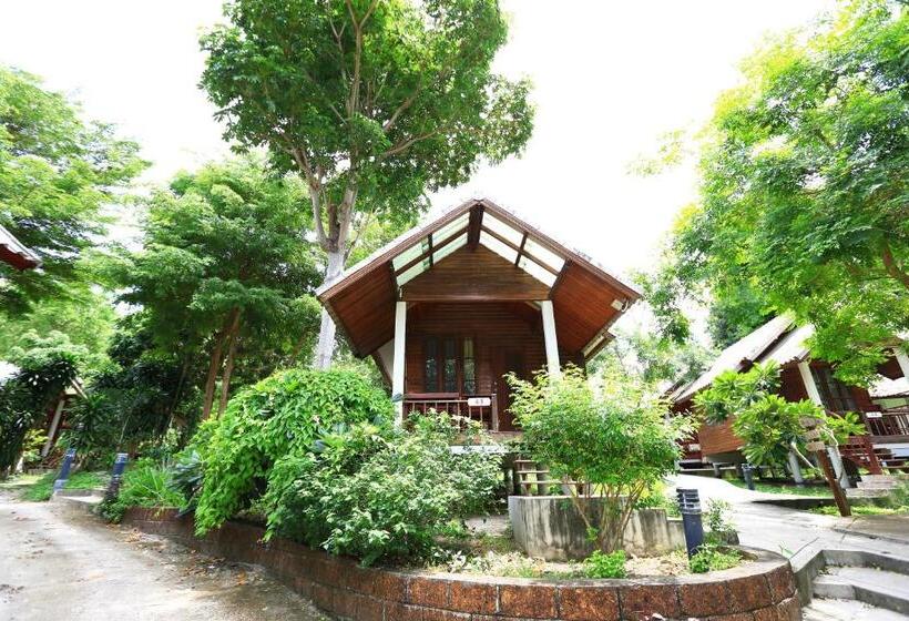 Семейный Номер Вид на Сад, Tubtim Resort