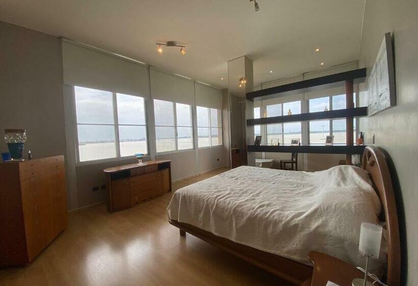 Апартаменты 3 Спальни, 200 M2   Puerto Santa Ana   3 Habitaciones