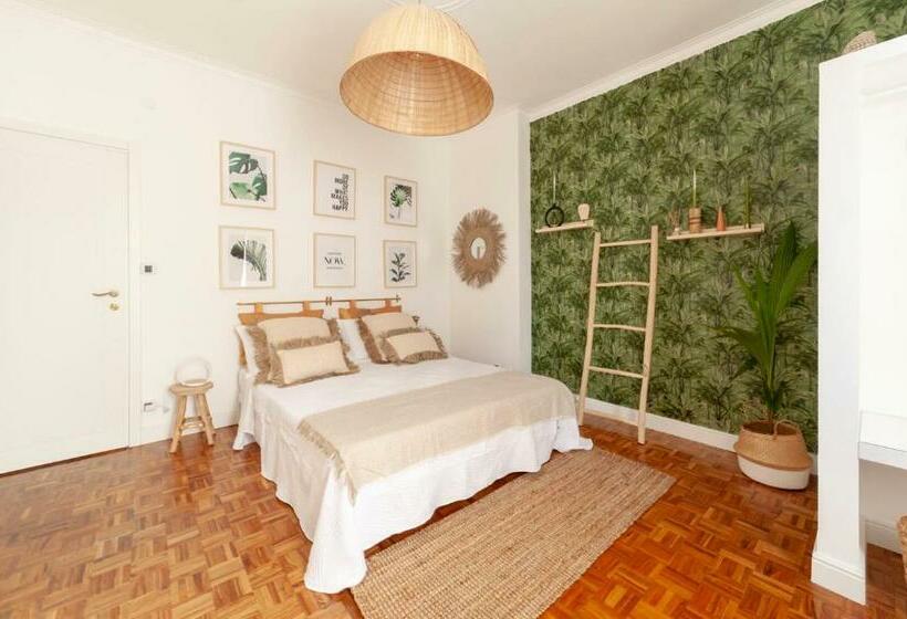 اتاق استاندارد سه نفره, La Casita