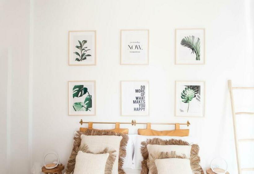اتاق استاندارد سه نفره, La Casita