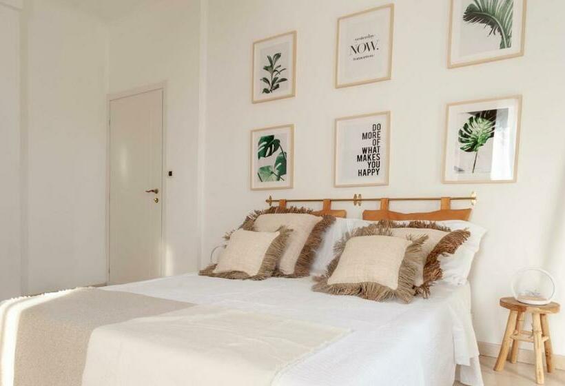 اتاق استاندارد, La Casita