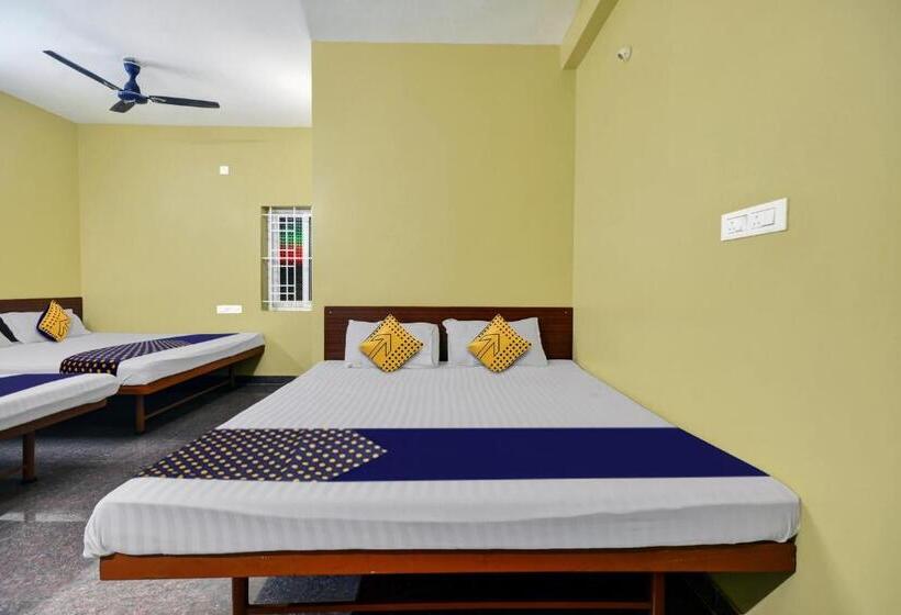 Трехместный Номер Классика, Spot On Hotel Anand Lodge
