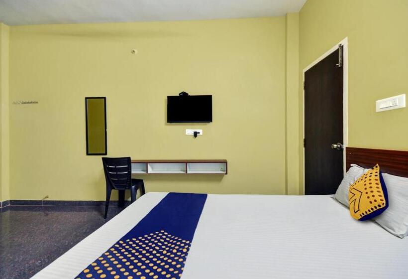 Трехместный Номер Классика, Spot On Hotel Anand Lodge