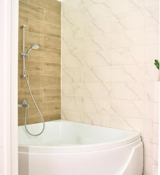 اتاق لوکس, Royal Max Hotel & Spa