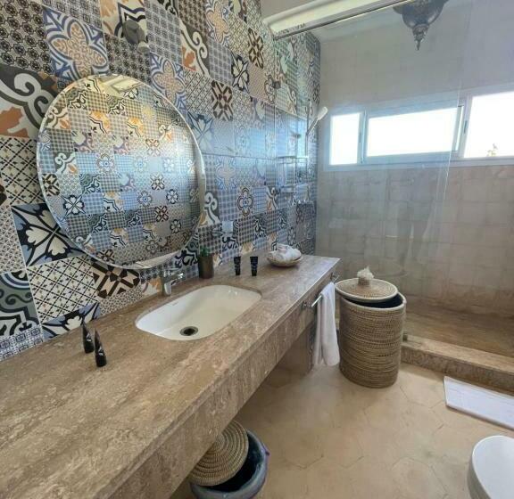 Номер Стандарт Вид на Море, Villa La Falaise