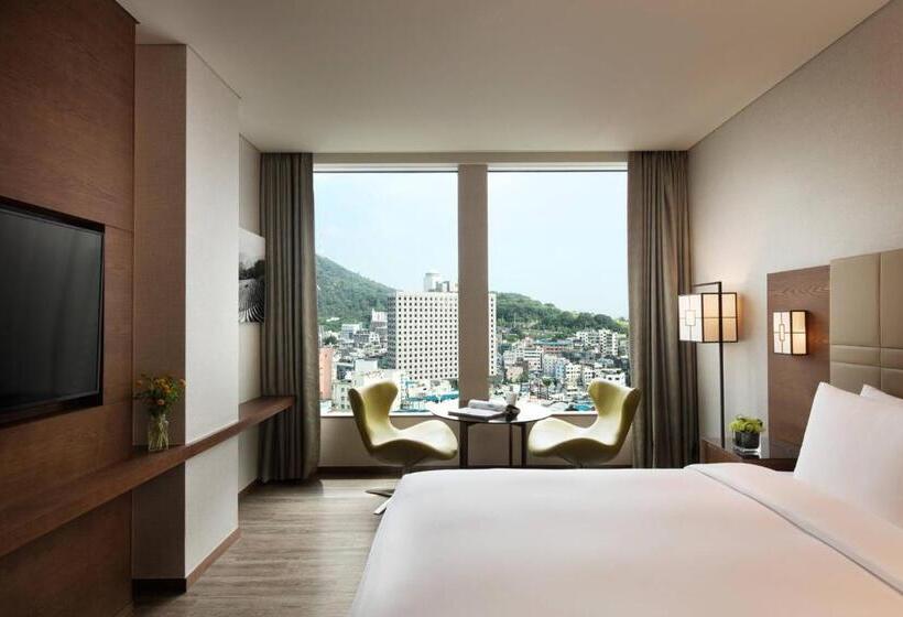 Quarto Standard Cama King, Courtyard By Marriott Seoul Namdaemun
