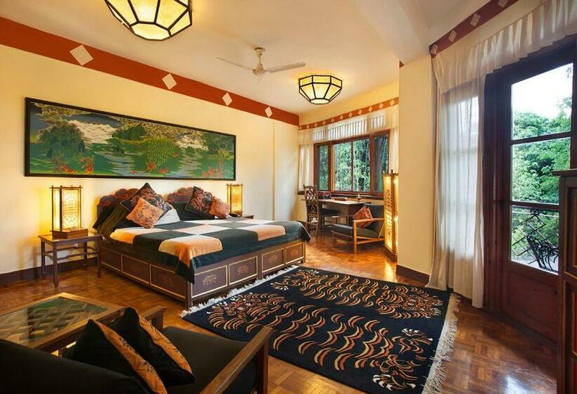 수피리어 룸, Norling House