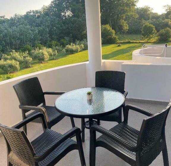 اتاق استاندارد با تراس, Casa Gazi