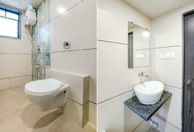 Quarto Deluxe, Fabhotel Bhakti Inn