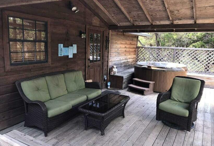 스탠다드 룸, Rockin  B Ranch Love Shack