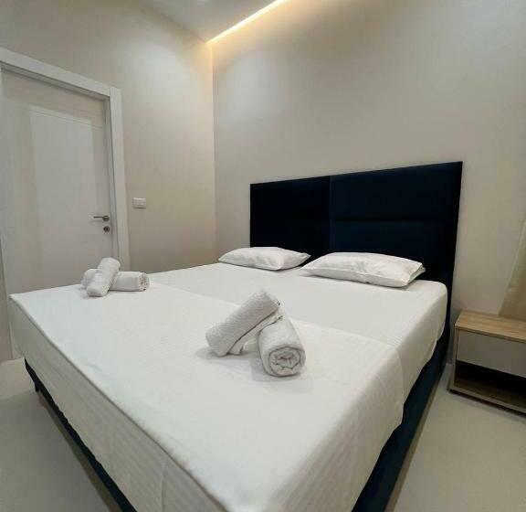 اتاق استاندارد با چشم‌انداز, Mare Rooms Vlore