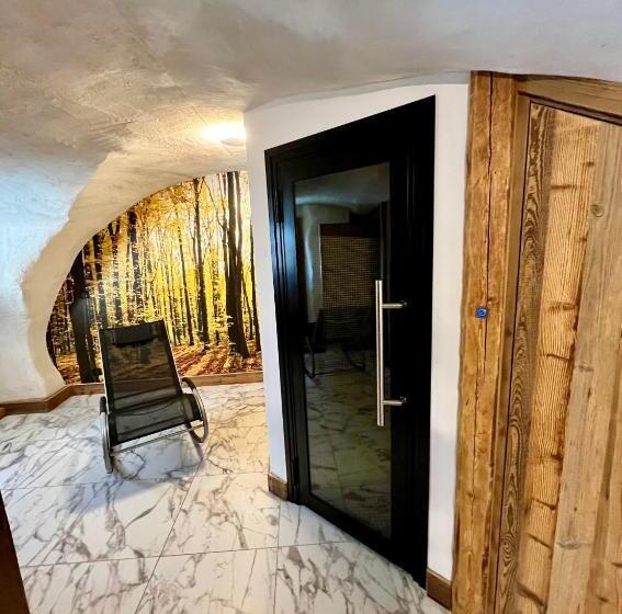 Номер Стандарт с Балконом, Chalet K120   Village Du Praz   Courchevel