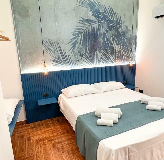 اتاق لوکس با چشم‌انداز دریا, The Apartment Agrigento