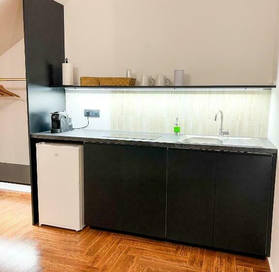 استودیوی استاندارد, The Apartment Agrigento