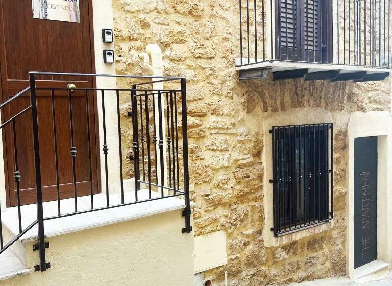 استودیوی استاندارد, The Apartment Agrigento