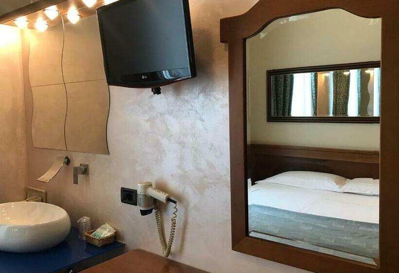 اتاق استاندارد یک نفره, Al Sole Terme