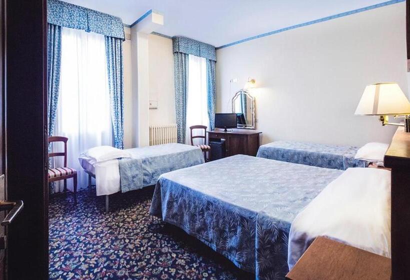 اتاق استاندارد چهار تخته, Al Sole Terme