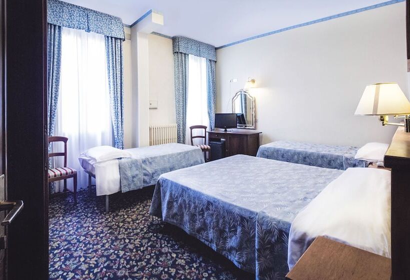 اتاق استاندارد چهار تخته, Al Sole Terme