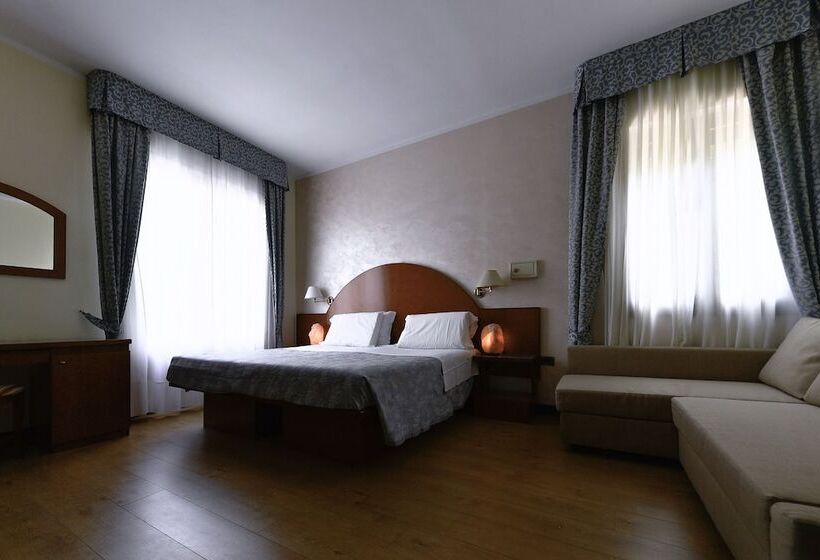 اتاق خانوادگی, Al Sole Terme