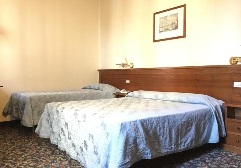 اتاق استاندارد سه نفره, Al Sole Terme
