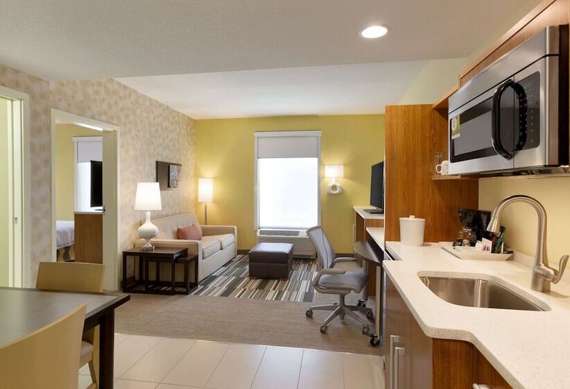 Люкс, Home2 Suites By Hilton Gainesville Medical Center