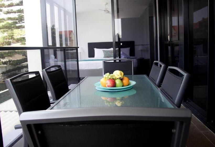 침실 3개 아파트, Synergy Broadbeach   Official