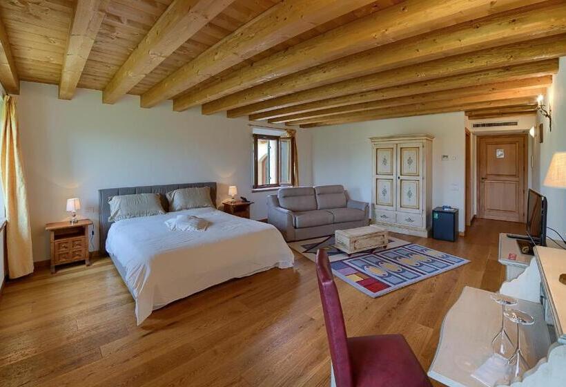 اتاق استاندارد, La Fonte Degli Dei