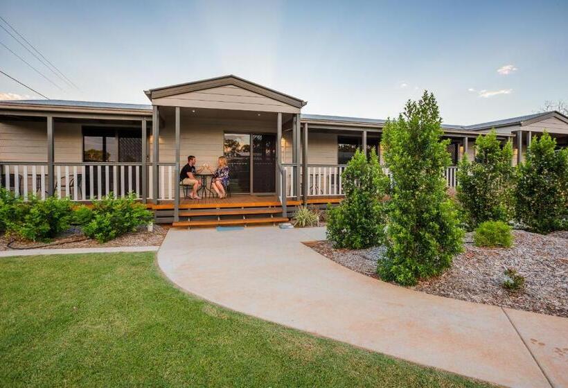 غرفة قياسية لذوى الاحتياجات الخاصة, The Rocks Motel
