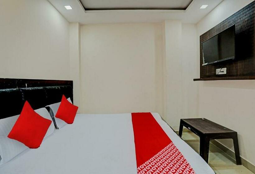 Трехместный Номер Классика, Oyo Flagship 81525b Hotel Avenue